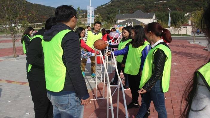 主题团建|疯狂过山车半天团队建设活动