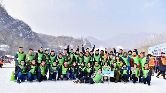 《冰雪奇缘》冰雪主题团建活动