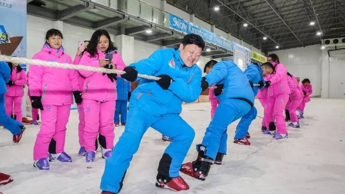 《冰雪奇缘》冰雪主题团建活动