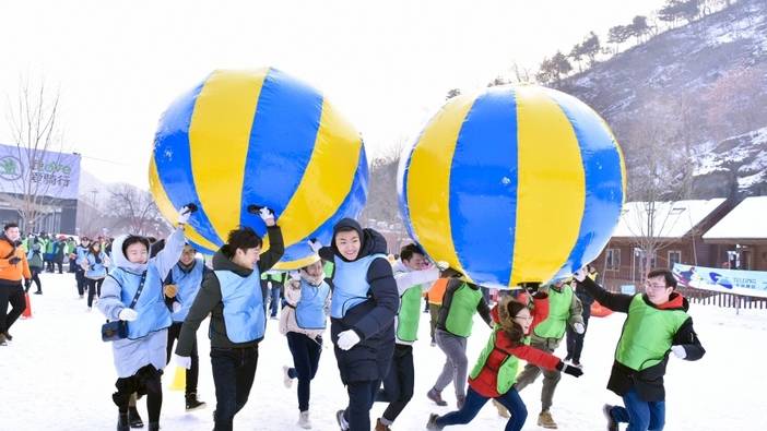 《冰雪奇缘》冰雪主题团建活动