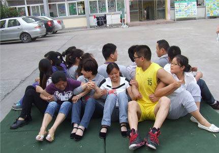 坐地起身游戏图片