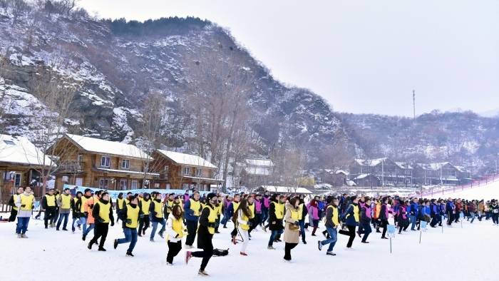 《冰雪奇缘》冰雪主题团建活动