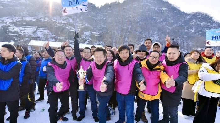 《冰雪奇缘》冰雪主题团建活动