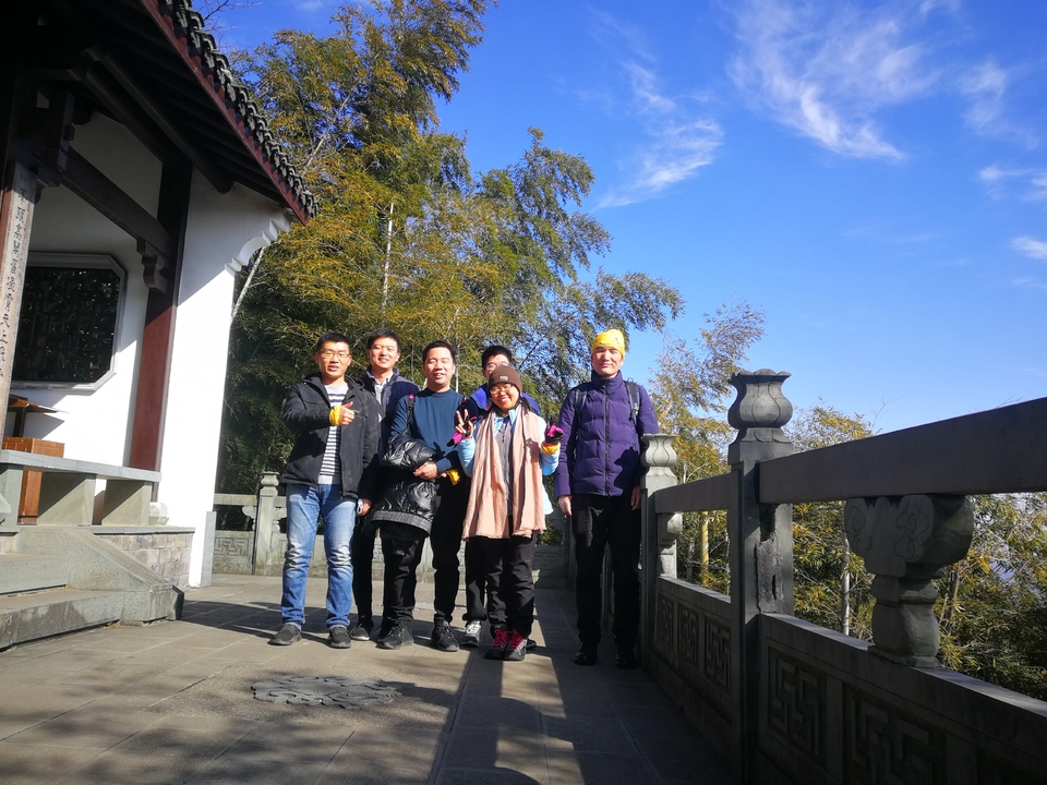 212b9362e6352ef25ba9d502c6f5645