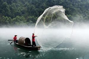 清明/五一/端午【汽车·郴州3天】绝美拍摄地仰天湖、雾漫小东江、飞天山、秘境竹筏九龙水寨、夜游裕后街