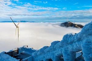 南方人速看！特惠129元【云冰山1日】雾凇冰挂来袭：不用出省也能看雪，寒潮打卡冰封风车山