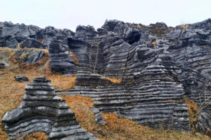 周六日出发【阳山江英古道】喀斯特地貌深处，探寻千年古道记忆,广东版“墨石公园” 、打卡“千里江山图“