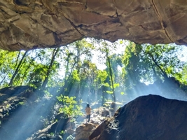 【西樵山探洞】每周六、日出发佛山西樵山探洞，追一场耶稣光盛宴1天