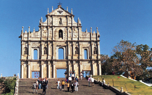 广州出发||【澳门徒步小众玩法】从黑沙龙爪角到十月初五马路，解锁彩色葡式风情休闲一天