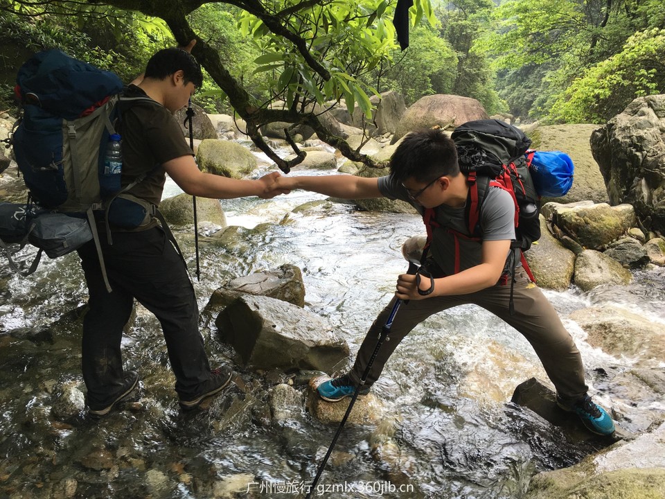 4b242259cb752aa9d843c3d6a4fcfef9_org