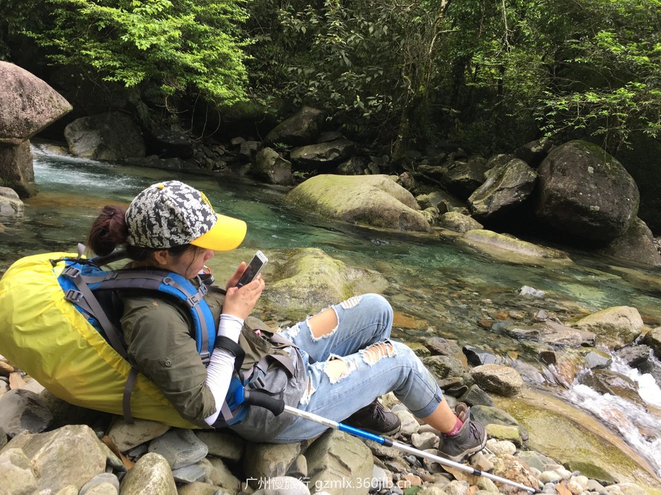 12e8341f876b12f0cada95ae9141a4ba_org