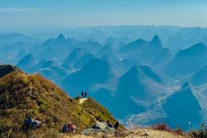 【莫六公】周六/日丨穿越清远最美山脊线－1005m