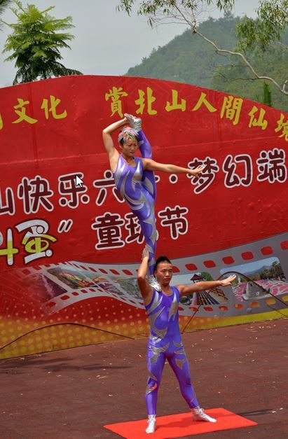 http://img.saihuitong.com/3303/img/117409/middle/1566c3dc0c4.jpg-w930