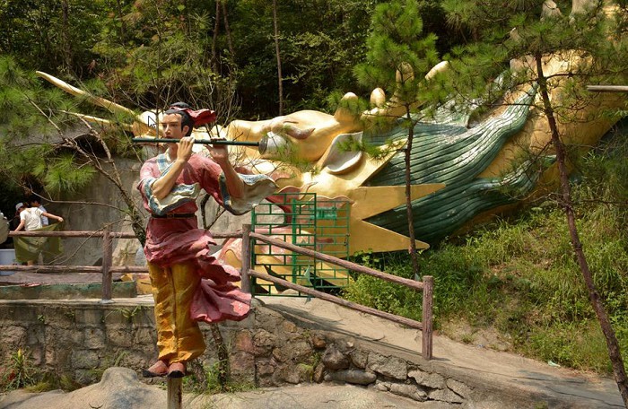 http://img.saihuitong.com/3303/img/117409/middle/1566c3dc459.jpg-w930