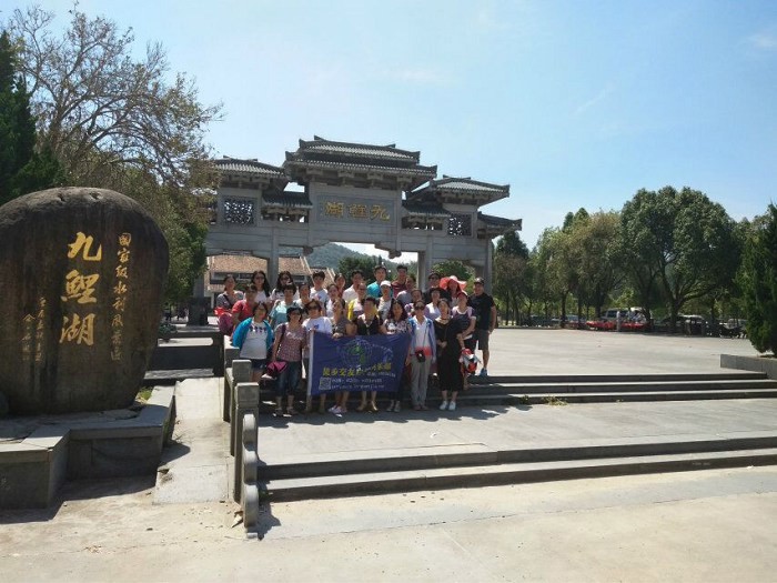 http://img.saihuitong.com/3303/img/142215/large/15654f39174.jpg-w1030