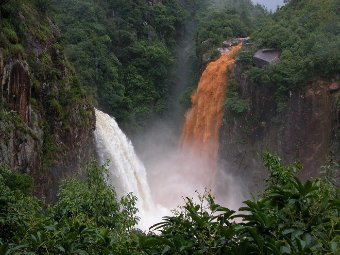 http://img.saihuitong.com/3303/img/142215/large/15654f395f6.jpg-w1030