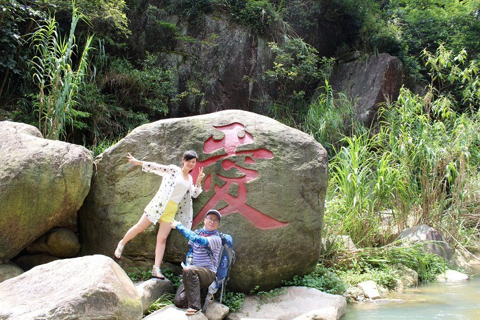 http://img.saihuitong.com/3303/img/142215/middle/156748d6727.jpg-w930