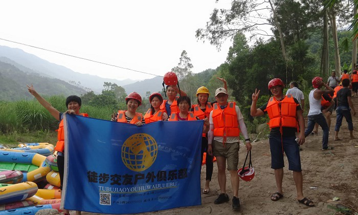http://img.saihuitong.com/3303/img/142215/middle/156748d8065.jpg-w930
