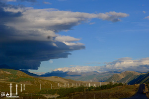 8月5日 亚丁+色达，佛和诗歌的远行