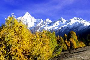 10.19-25金秋川西 海螺沟 泸定桥 康定 新都桥 八美石林 塔公草原-雅拉雪山 甲居藏寨 四姑娘山7日行