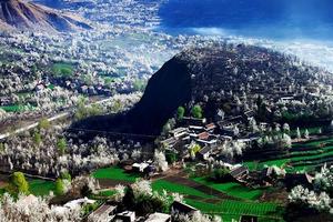 3.23金川梨花.甲居藏寨 色达.四姑娘山7日行980元