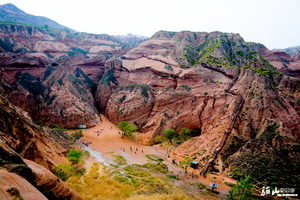 【黄土风情】雨岔、黄帝陵、 壶口瀑布、延安杨家岭，波浪谷，红石峡，镇北台，乾坤湾，梁家河，党家村，统万城