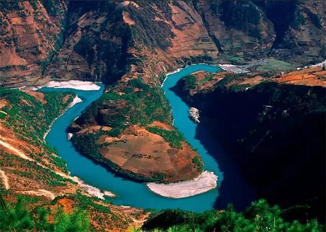 【旅游频道】中国最美的十大峡谷,都有哪些玩法?