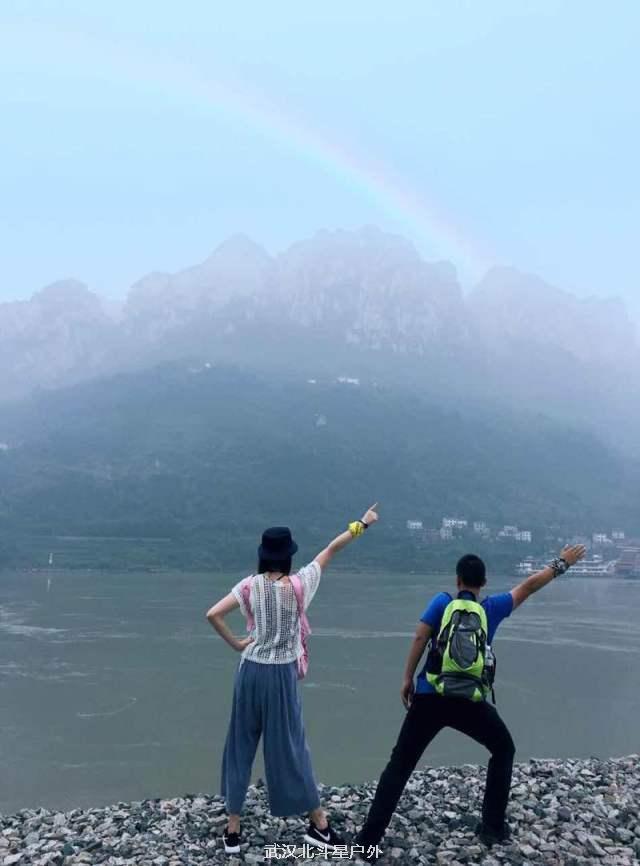 018c7fd123c9e4e8025758216babe002_big