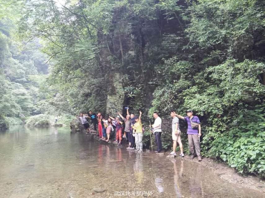 d88fa409bb0f8f8954a3b902f808a125_big