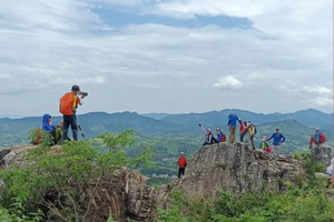 新线首发【周六-鸡笼山】12.13 通城鸡笼山 徒步石长城 看鸡公打鸡婆