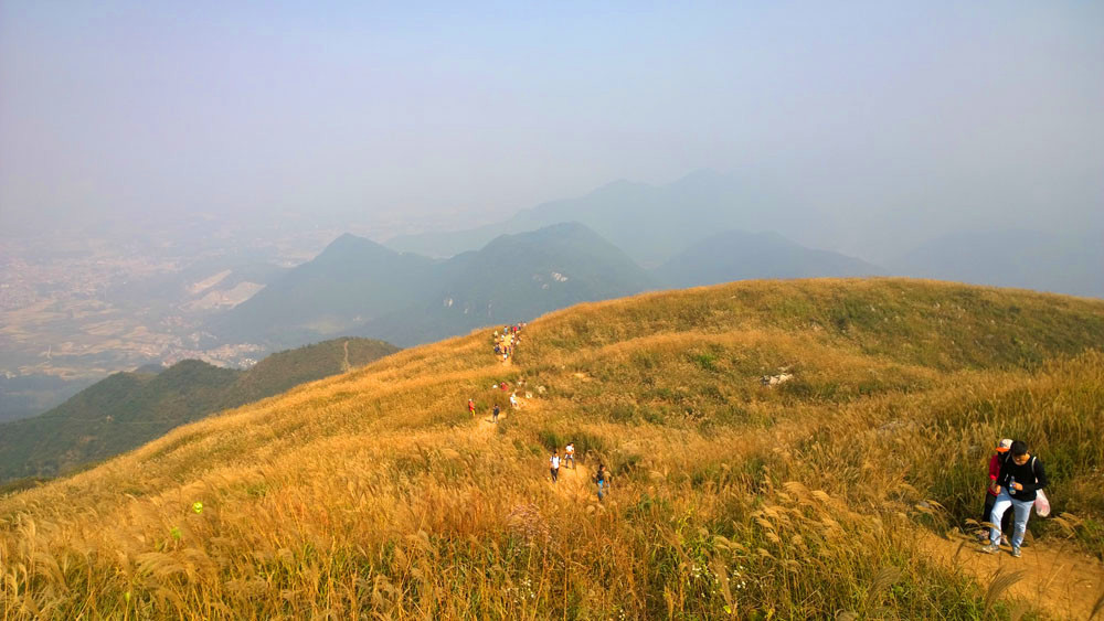 【北斗星-周日登山】10月27号 登顶父子山,赏高山草甸