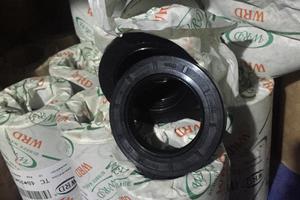 仿进口油封/22*36*10-22*42*7