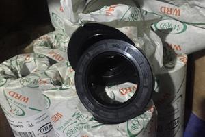 仿进口油封/38*60*8-38*72*12