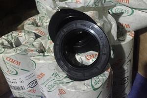 仿进口油封/40*55*7-40*58*10