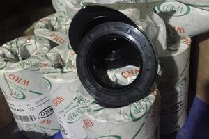 仿进口油封/130*170*15-140*160*12