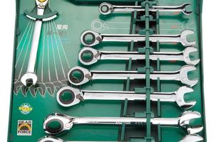 8件套双向快扳组套/