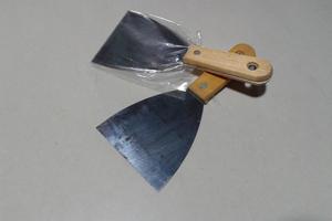 塑柄油灰刀/2寸~5寸