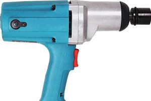 电动扳手