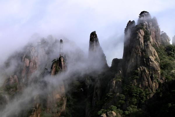 登世界自然遗产三清山，赏花岗奇景