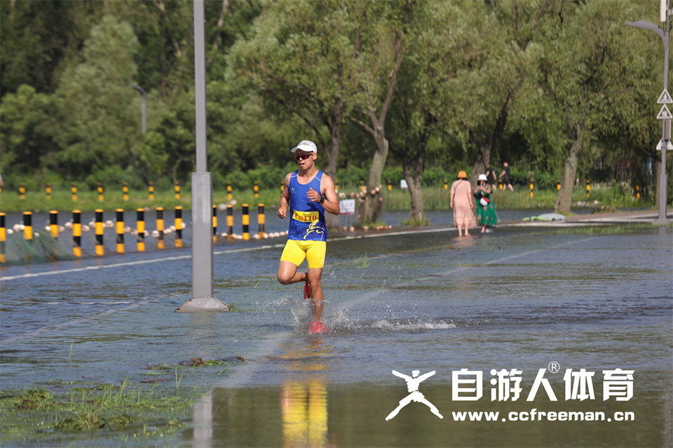 1P0A0725_调整大小