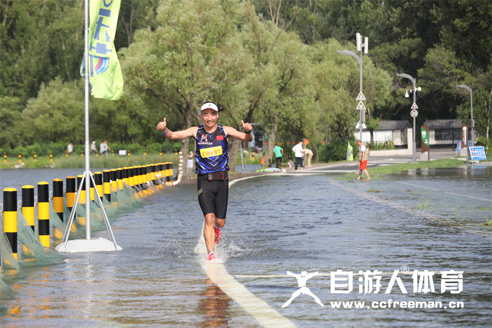 1P0A0804_调整大小