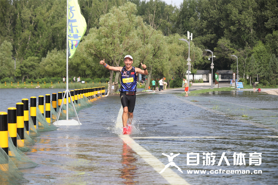 1P0A0806_调整大小