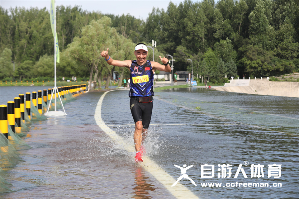 1P0A0813_调整大小