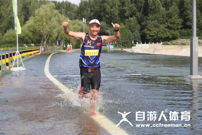 1P0A0815_调整大小