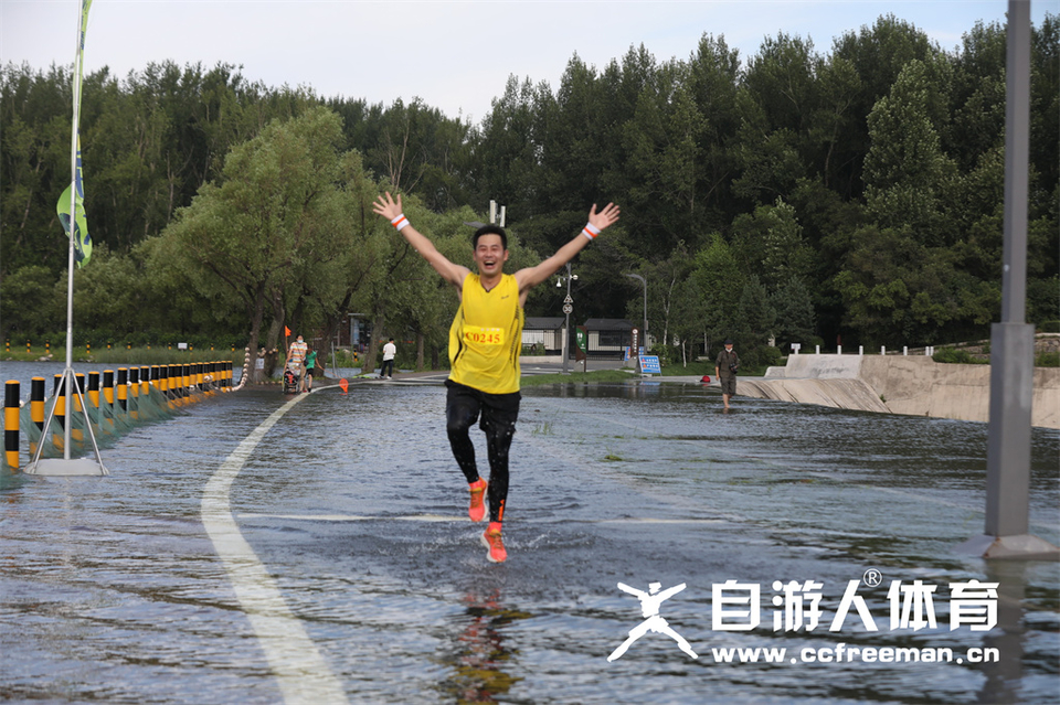 1P0A0876_调整大小