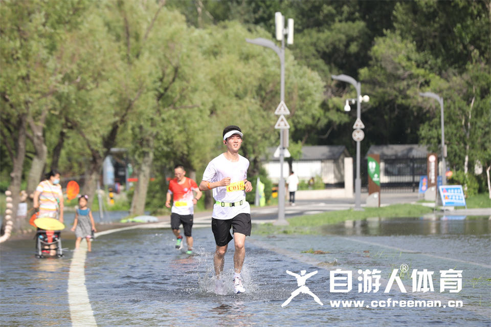 1P0A0922_调整大小