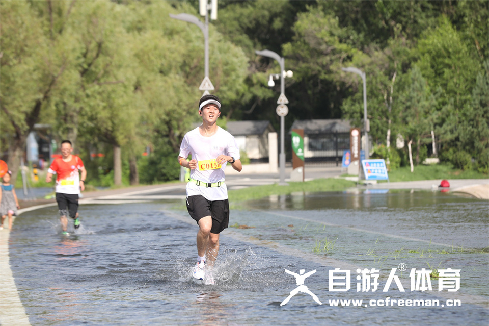 1P0A0924_调整大小