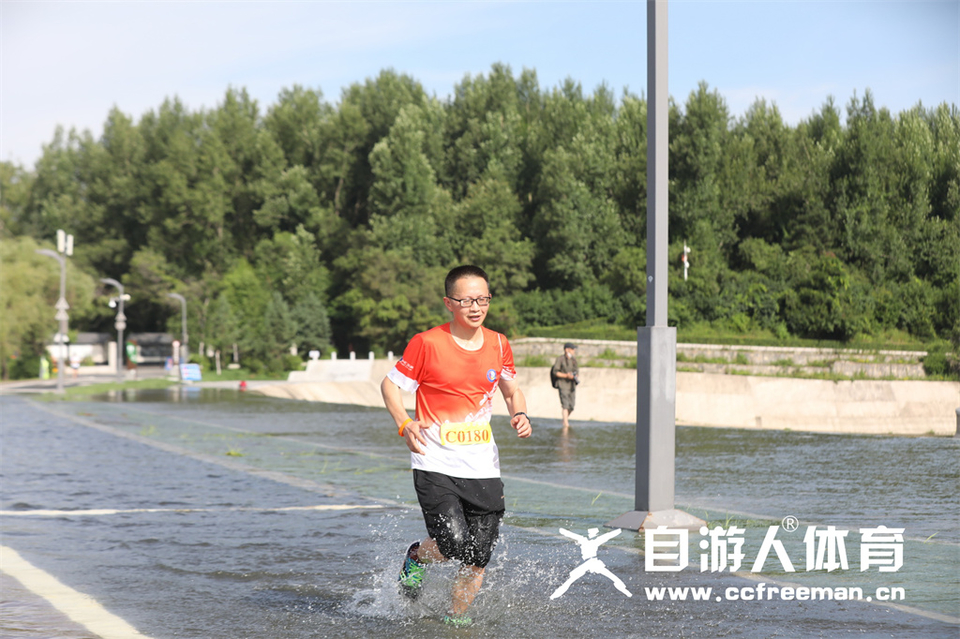 1P0A0948_调整大小