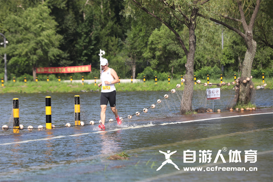 1P0A1103_调整大小