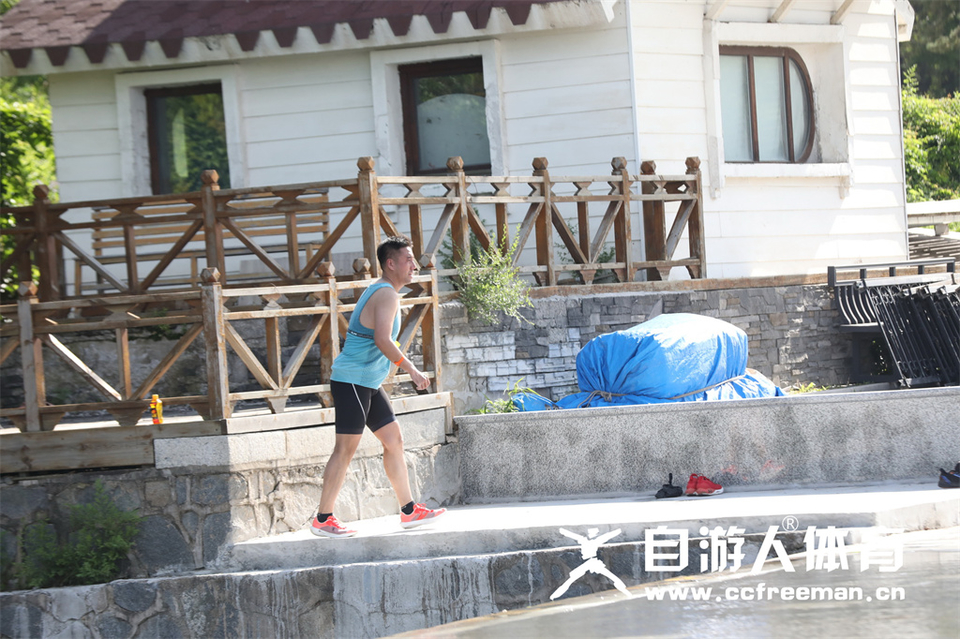 1P0A1278_调整大小